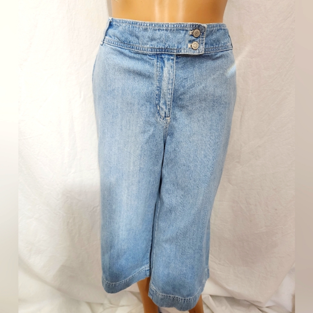 SALE 5 for $55 NEW YORK & CO. Cropped Jeans